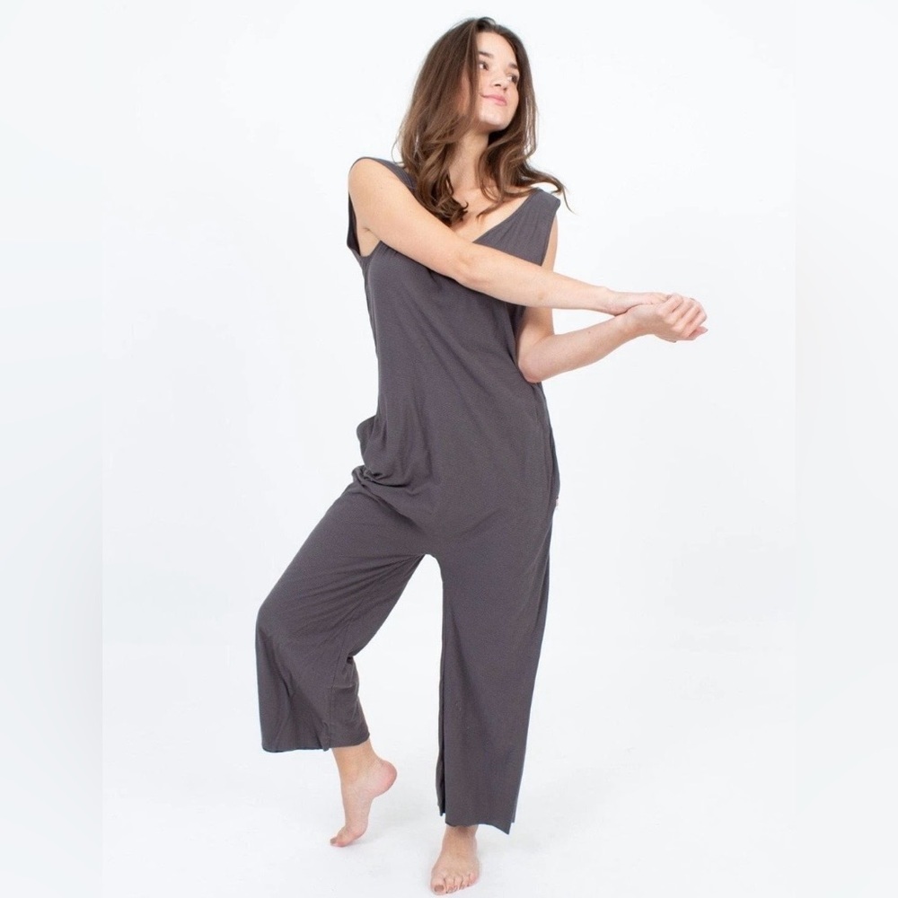 Lunya Womens Organic Cotton V Neck Jumpsuit Sz XL Gray Sleeveless Lounge